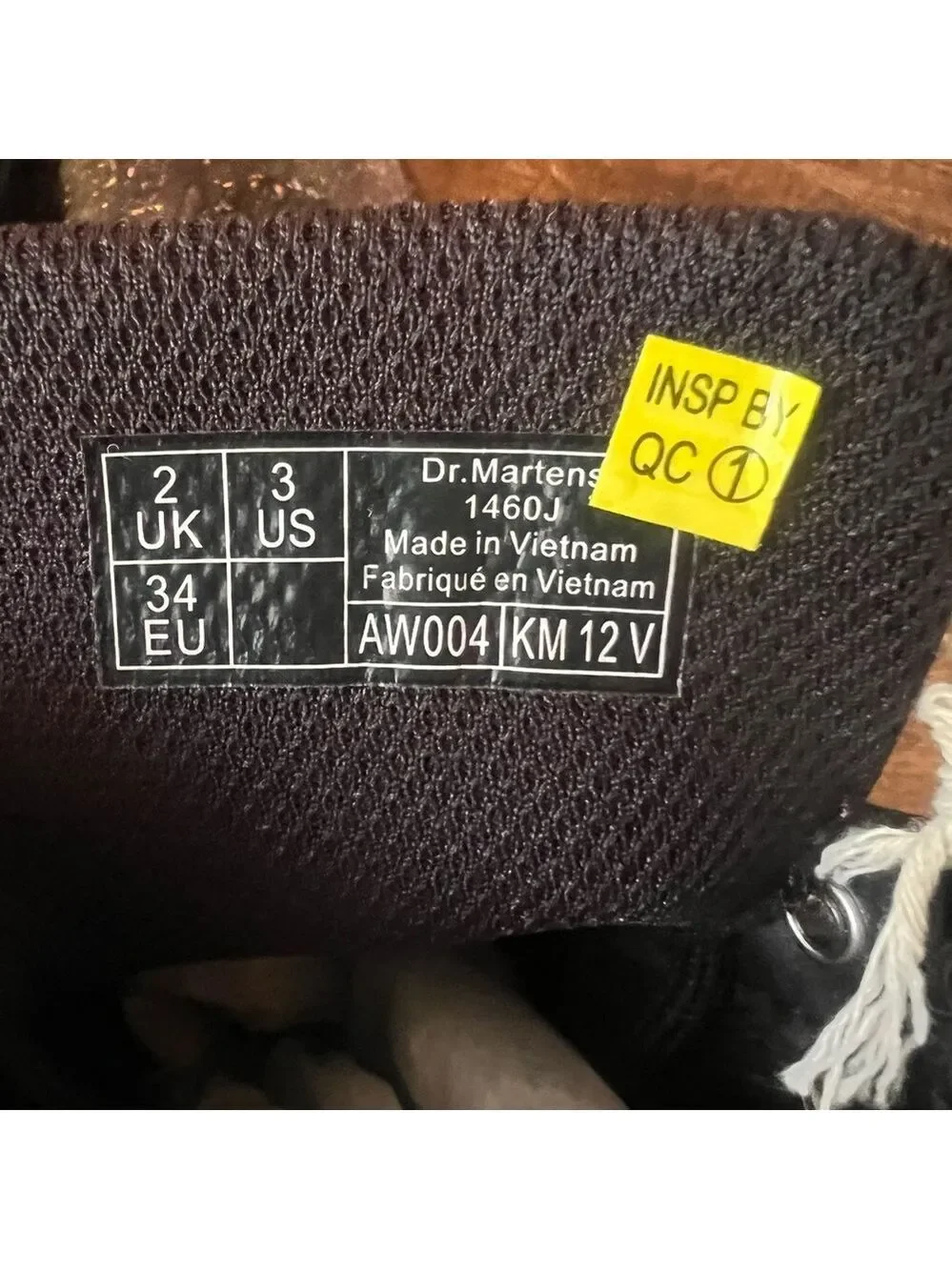Dr. Martens NEW Unisex Junior 1460 Boot Size 3 or 4 #B1221A